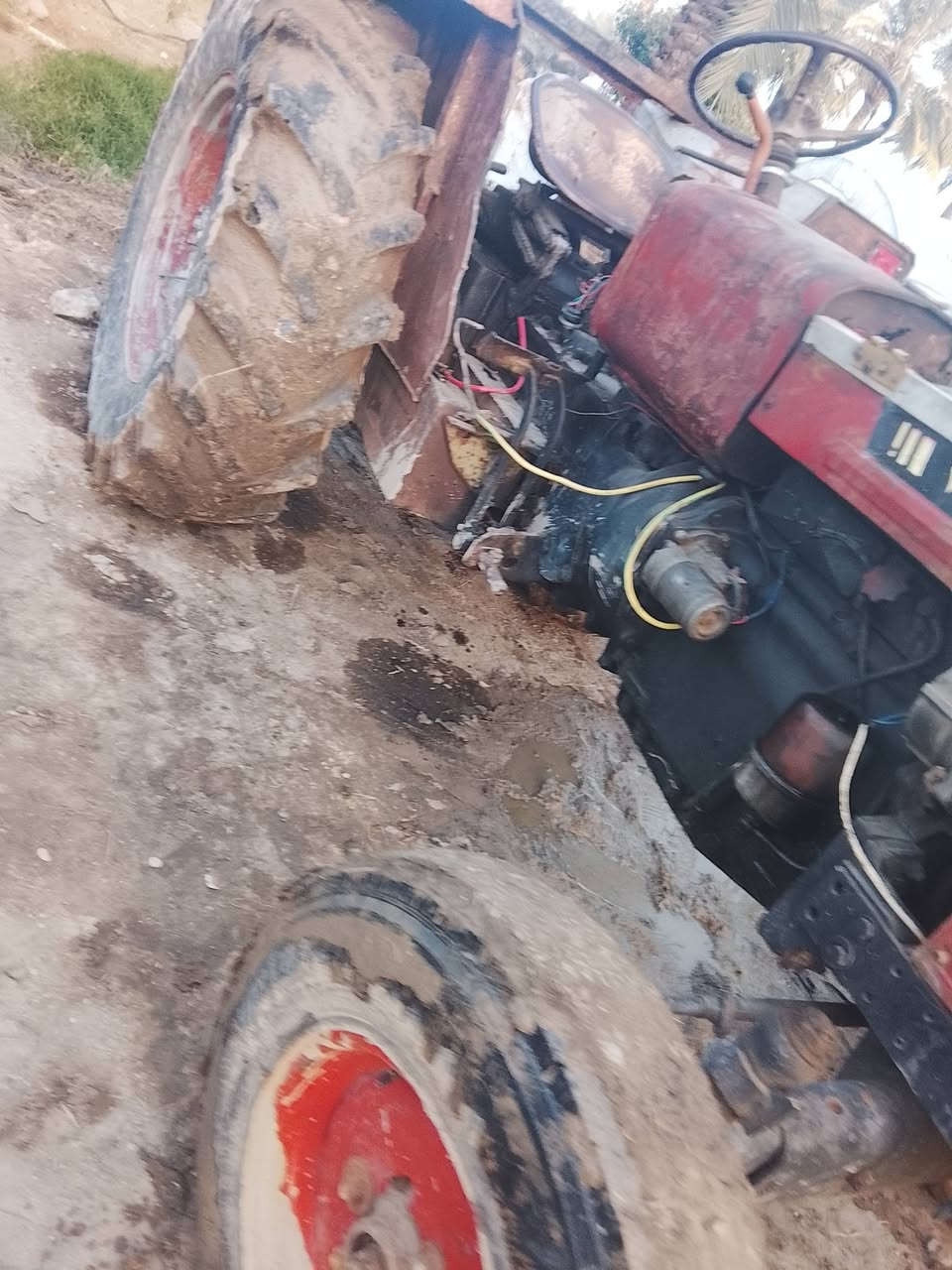 سلام عليكم مكينه عنتر موديل 88 لبيع سعره مليونين ونص بيه مجال قليل مكان بابل وراه فدان تايرات نص عمر محرك وكير مكفولات رقم تلفون ***********
