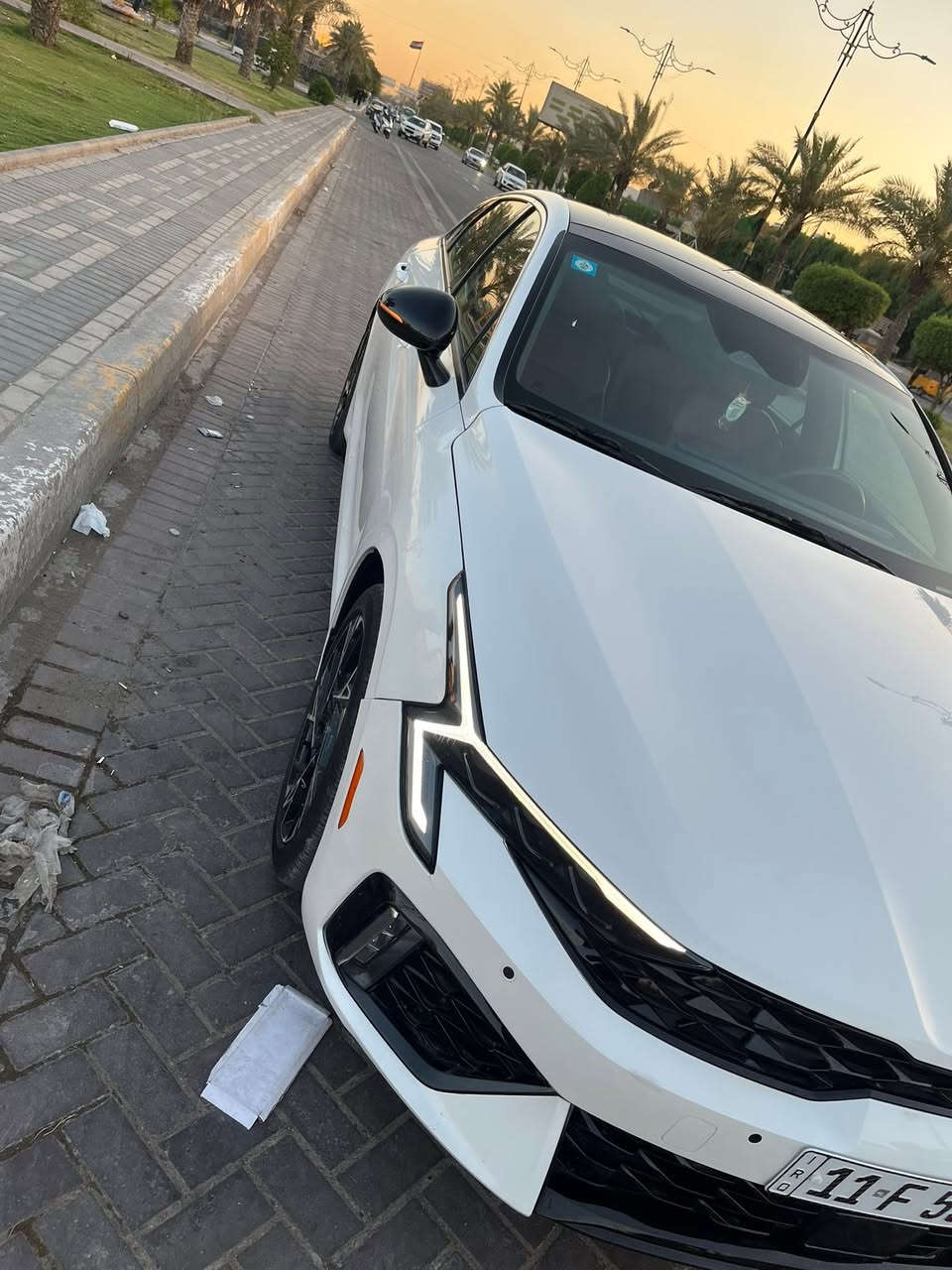 سلام عليكم
للبيع | 2025 KIA K5 GT-Line

المسافة المقطوعة: 13000 ميل

المحرّك: 2500cc
رقم بغداد
المواصفات:
 • فتحة سقف بانوراما
 • تشغيل بصمة
 • رادار أمامي
 • رادار جانبي (نقطة عمياء)
 • تحكمات مقاعد كهربائية
 • شاشة وسطية كبيرة
 • سايد بريك دكمة (Electronic Parking Brake)
 • تدفئة مقاعد
 • تدفئة ستيرن
 • نظام تثبيت السرعة
 • حساسات أمامية
 • كاميرا خلفية عالية الدقة
 • دخول ذكي
 • إضاءة خارجية LED
السعر:195ورقة

رقم صاحب السيارة ***********
