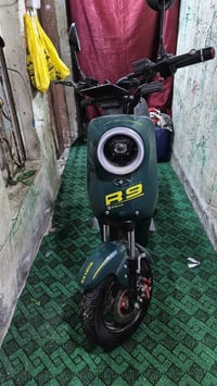 دراجة شحنR9 موديل 2025دراجة استخدامهة شهر وانتركت بلبيت وبعدهي جديدة و...