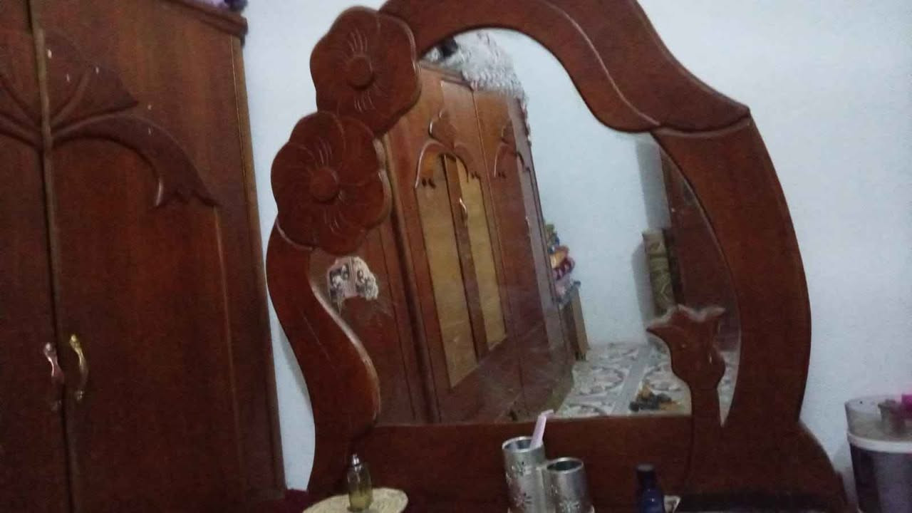 غرفه اخشاب كامله مع الدوشك بسعر 400التواصل الاتصال على رقم*********** عمارة, ميسان
