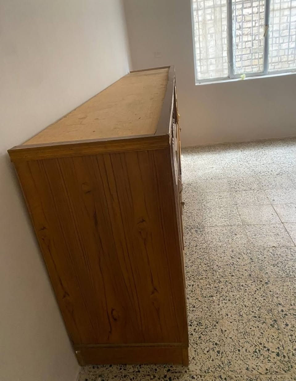 بوفيه  للبيع صاج طول 3 متر نظيفه كلش تكدر تكول جديده العام شتريتها السعر 150 الف


**إذا كنت صاحب هذا الإعلان وتريد حذفه لأي سبب، رجاءا أرسل رسالة إلى الدعم الفني**