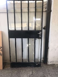 باب حديد • ١×٢م • عدد ٢