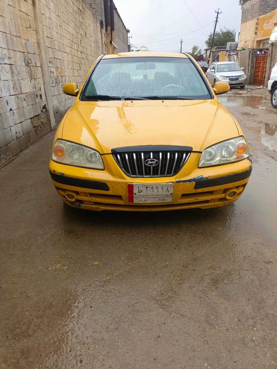 سلام عليكم النتره موديل 2005 وارد خليجي فول اوتوماتيك كير ومكينه مكفولات مصفره هيئه وغرامات  مكينه 200 نقصهه بس تبريد السعر 58 مكان السياره بغداد رقم الهاتف ***********
