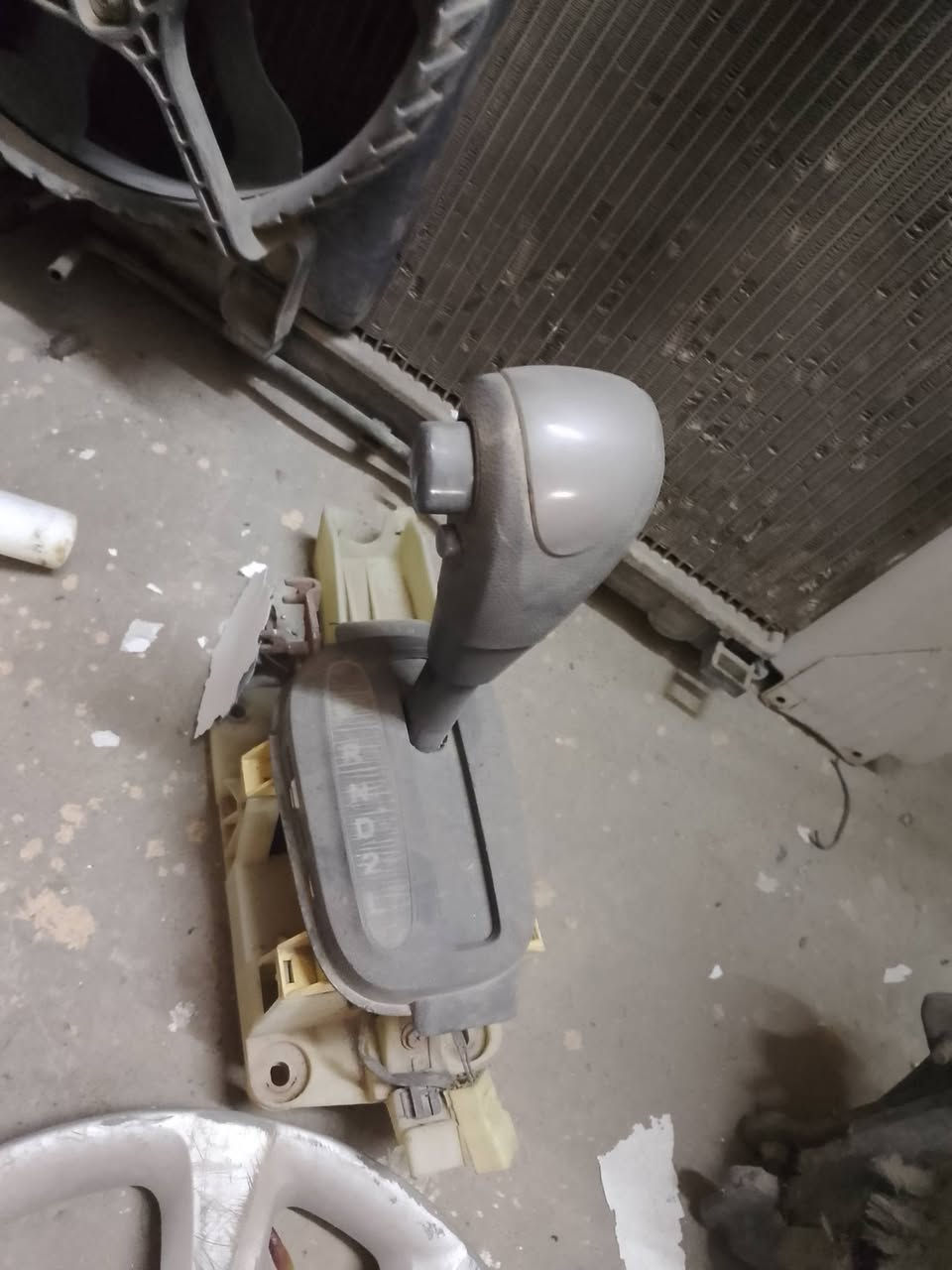 اغراض اكشن للبيع ***********
