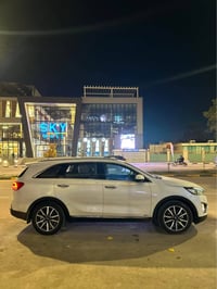 سورنتو • ٢٠١٥ • ٧راكب