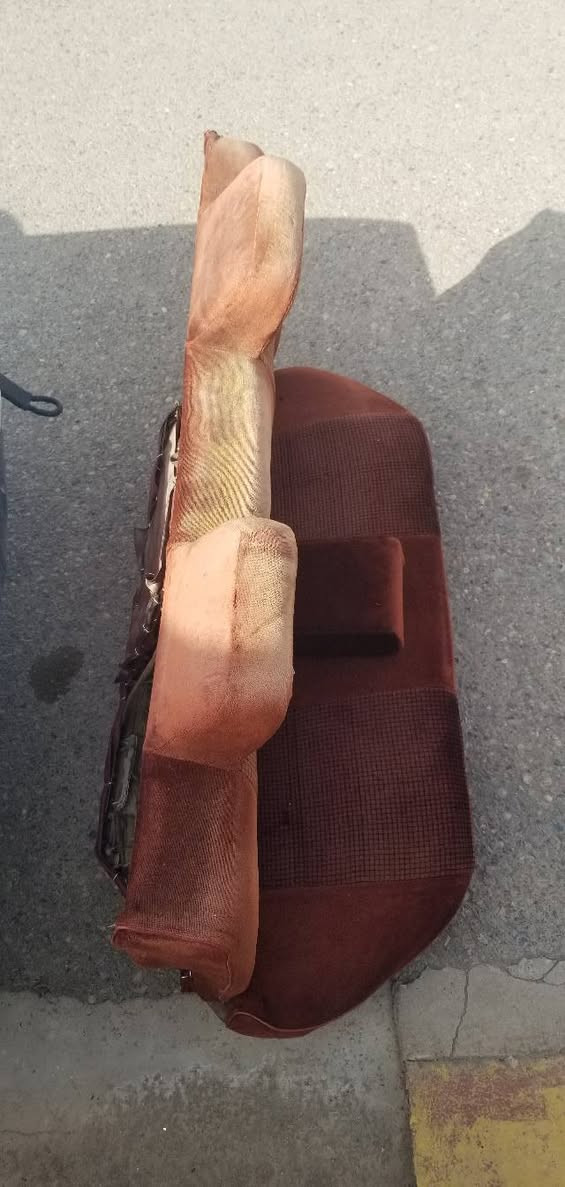 للبيع كشانه  خلفية  فقط
ابو القيطان مدوشم وجاهز 
شراي راسلني وتساب 
***********
