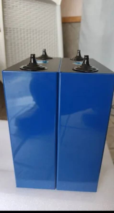 السلام عليكم
توفرت خلايا ليثيوم فوسفات الحديد كريد A 
MB31
314A
3.2V
يوجد توصيل لكافه المحافظات
***********
