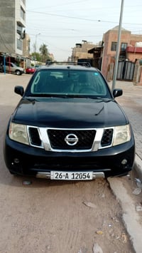 سياره نيسان بافندر مديل 2008 وارد امريكي  سبعه راكب باسمي ثاني يوم تحو...