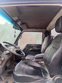 كنتر للبيع مديل 94 كرين بلسنويه  طوله 5متر بلاد 6ستد  علماً انو السيار...