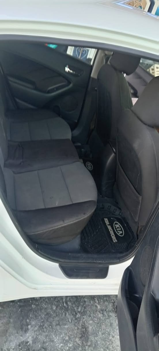 السلام عليكم للبيع فقط
كيا فورتي أمريكي موديل 2015 ليبل واحد بدون ضرر
١٠ بلميه قرق السياره نضيفه بمعنا الكلمه حادث بلعراق الدوسات ونص الباب خلف السايق اي تفاصيل عندك سوال خابرني وبيك خير وتدلل *********** السعر ١١٥ وبيها مجال مكان السيارة بغداد
