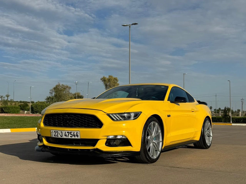 ⁨	Ford Mustang V6 | 𓃗
الموديل : [ 2016 ]
المحرك : [ V6 / 3.7 ] 
الگير : [ أوتوماتيك ] 
اللون : [ أصفر - مميز ] 🌻
الحالة : [ السيـارة وارد أمريكـا ضررهـا البنيـد والجاملغ مبدل نفس اللون والجاملغ الخلفي صبغ فقط ! ]

[ لمعرفة السعر اترك تعليق داخل المنشور وسوف يصل اليك مباشر عبر رسالة نصية ] 📥

[ الـــــمـــواصــفـــــات ]

- السيـارة مواصفاتهـا الـ V6 الاعتيادية أو المعروفة 

[ الاضـــــــافــــــاات ] 

- ويـل NICHE ( تـو سايـز ) 
- بـك لايـت شكـل الـ 2020 
- لحيـة أمامية سيـرڤيني 
- سبويلـر شيلبـيي
- أضاءة داخلية LED متغيرة الوان 

الموقع : [ أربيـل ] 📍

للتواصل واتس اب او اتصال : [ عربي *********** - كوردي *********** ]

#ford #ford_performance #mustang #v6 #yasser_erbil⁩

