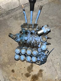 للبيع غراض كرين تادانو  اف اكس  عقل كامل مع تفرعاته شغال كنترول 4 خطوط...