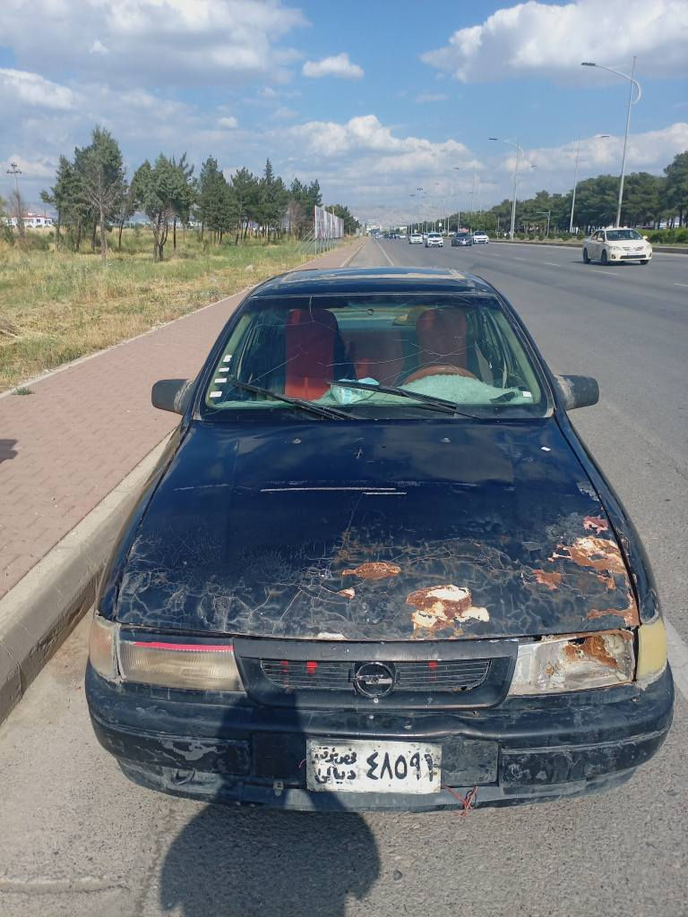 سڵاو بەناوی خوای گەورەو میهرەبان
ئۆپڵ مەکینە 18ڕەشی قەتران مۆدیل 90
گەرمیوو فڵچەو هەمووی بەزبووتە لێ دراوی نیە تەقەوڕەقەشی باشە
مەکینەی بێ عەیبە ماڵی فەقیروو دۆستە سنەویە بەشەرتی حاسیبە سعری 10
کەمێ مجالێکی برایانە
*********** السليمانية, العراق
