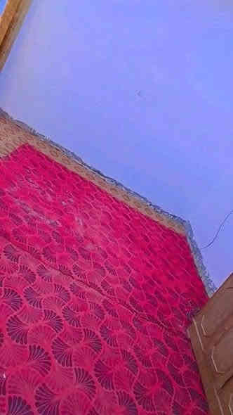 بيت للبيع في مجمع حجي حسن الثانيه قرب الجمعيات اربع سايدات شارع عشرين المساحه 450 البيت يتكون من غرفتين نوم وصاله ومطبخ واستقبال وصحيات واجهيه 12 ونزال 38 السعر 125 وبي مجال وكافت الخدمات متوفرة رقم الهاتف ***********
