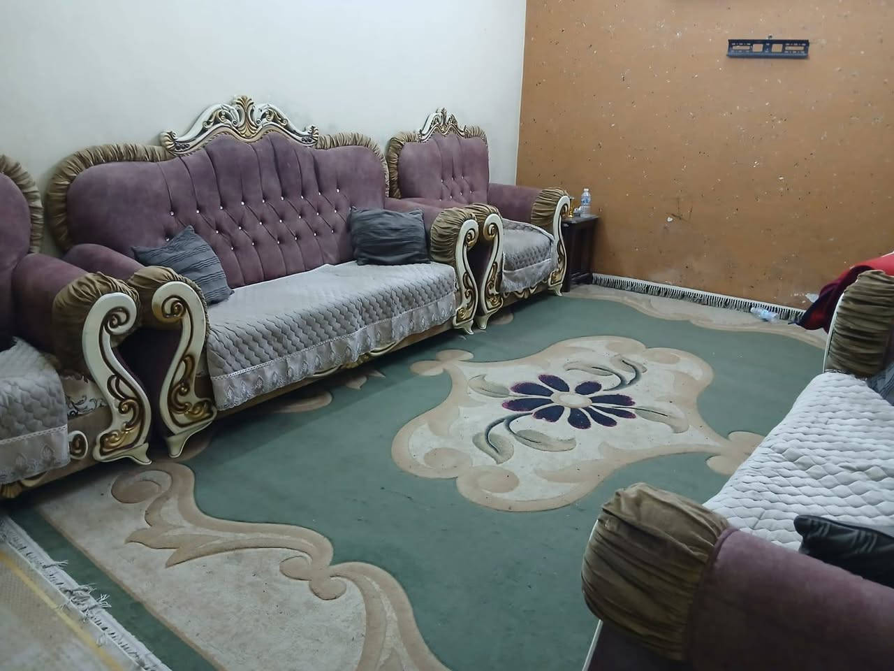 السلام عليكم بيت مساحه 160
الشعله قطاع السادس سايدين كوكو مول استفسار  *********** واتساب ***********
