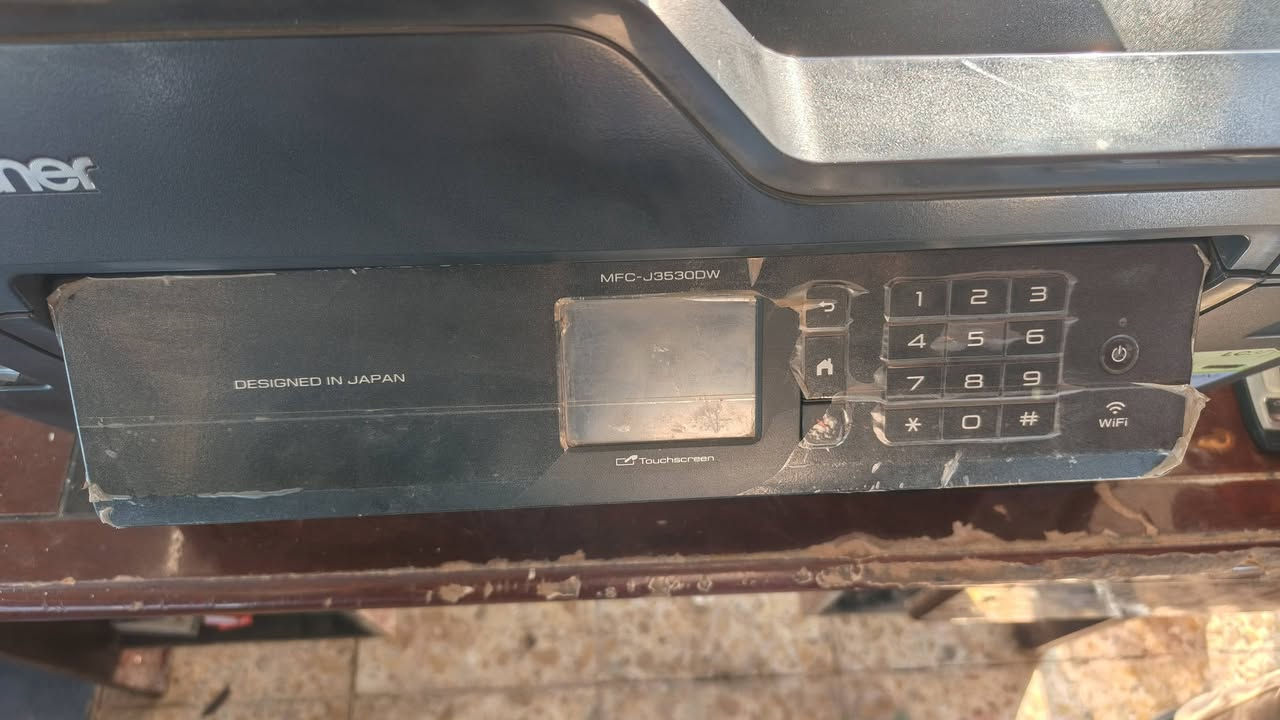 طابعه ابرذر A3 و A4 واي فاي للبيع طابع متروكه مستخدمه قليل حاليا عاطله مااعرف شنو عطلها للبيع قيم واخذ بحك الله مااعرف شكد سعرها هاتف ***********
