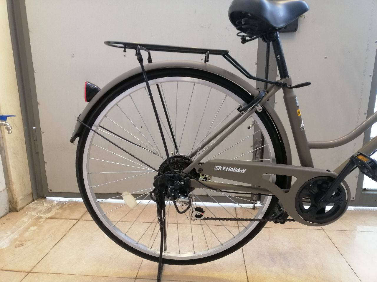 باسكل للبيع  /   موقع الموصل
حي الزهور 
 باسكل مل حاوية مديل 2023 كل شيء بية وكالة  + السعر~ 125 الف  .


**إذا كنت صاحب هذا الإعلان وتريد حذفه لأي سبب، رجاءا أرسل رسالة إلى الدعم الفني**