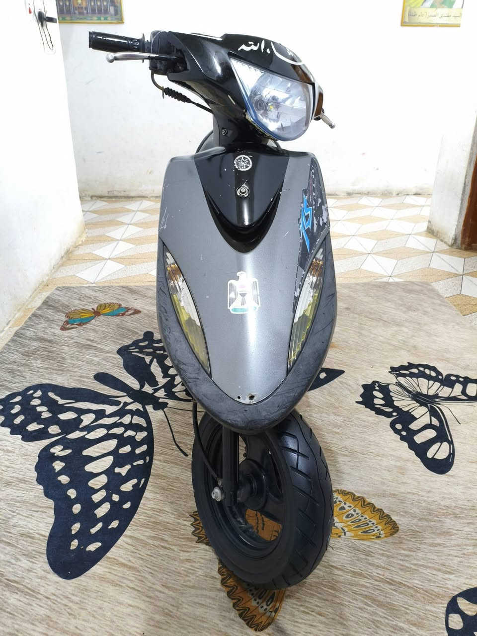 ماكس جديده كلهة شغاله سلف هندر اشاير سكنات ما مفتوحه مشي نهضه خير من الله بوشه 49  ابلاديه لايت عالي وناصي دبلات امامي وخلفي ابريكات اماميه وخلفيه جاهزه اخت الرمبه نعومه كلش حلوه كفرات اصليه حواضن اصليه ما بيها اي نقص مكان حيانية شارع السيد سعر 650 رقم ***********
