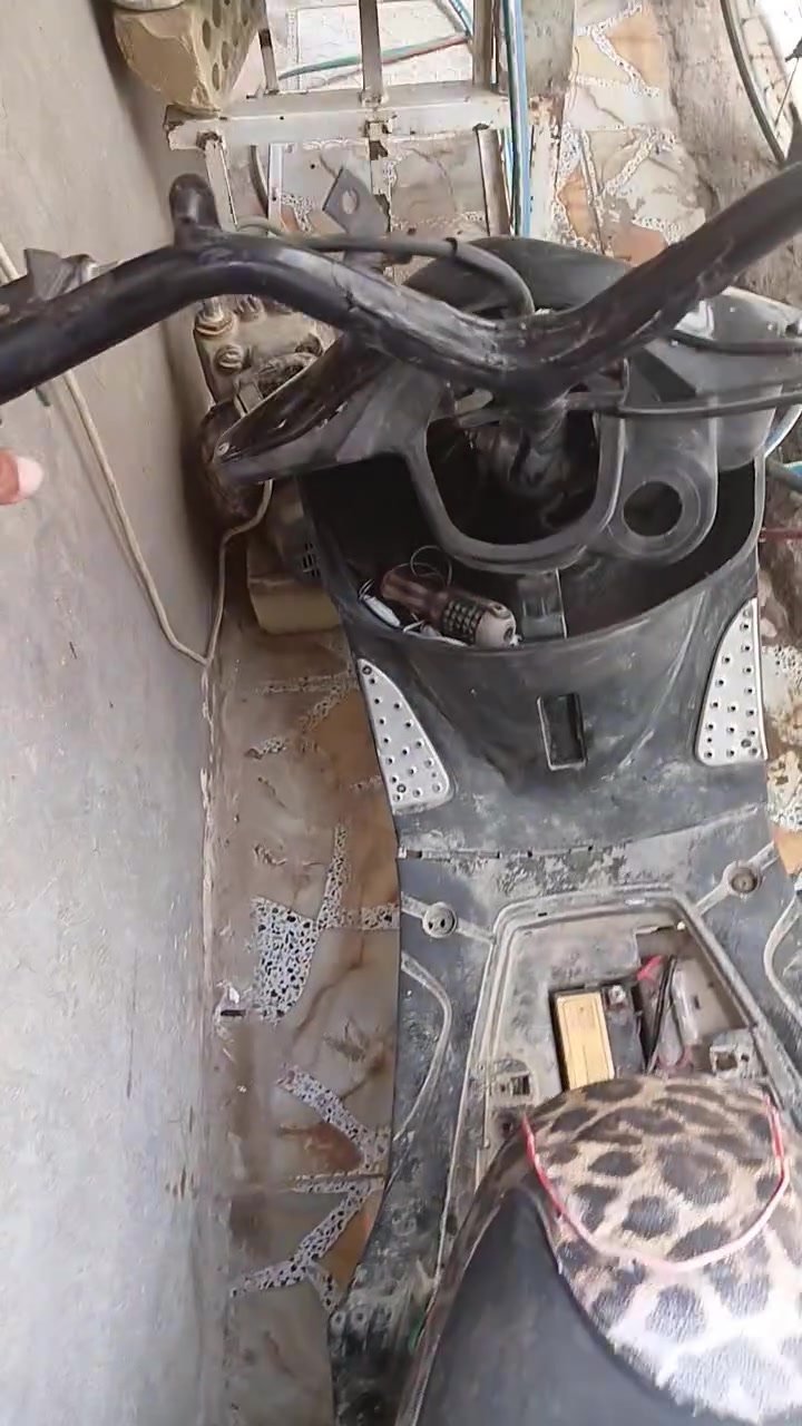 سلام عليكم ماكس عدله للبيع كاطعه ناريه وبيهه عتعته دبل رياضي شيال رياضي وياله رياضي صارنصه FM سعرهه 175الف الي يريدهه يراسني خاص


**إذا كنت صاحب هذا الإعلان وتريد حذفه لأي سبب، رجاءا أرسل رسالة إلى الدعم الفني**