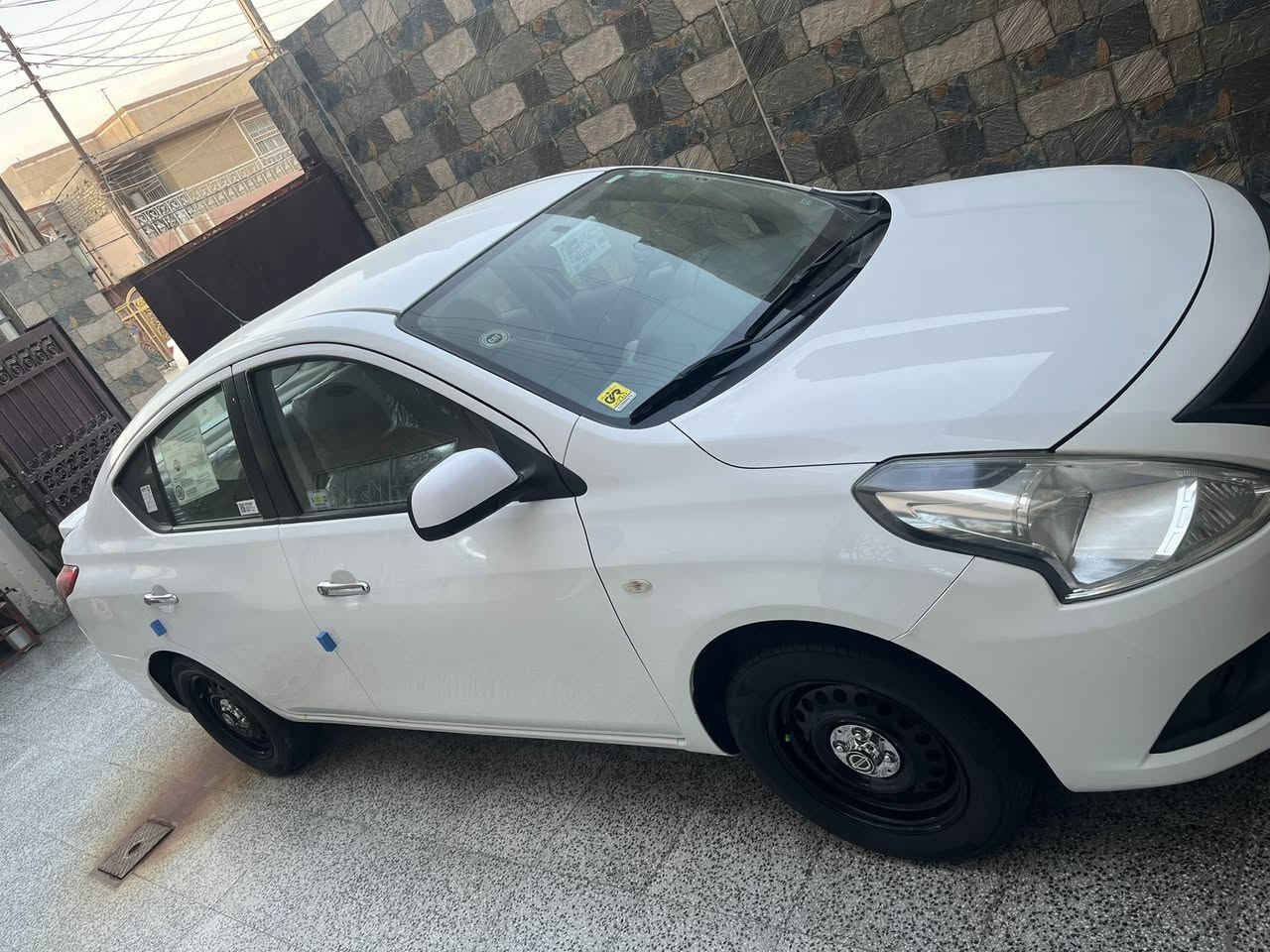 السلام عليكم
نيسان صني هندي موديل 2021 السونار موجود او كلشي موضح بيه سياره ماعيزه برغي السعر 110او بيه مجال 
مكاني بابل ***********
