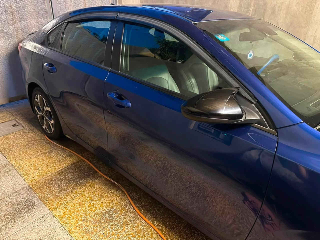 كيا فورتي 2020 سياره كير AT حادثها بنيد مبدل چاملغ بارد مكفوله من الشواصي والغود من صبغ رقم بغداد ماشيه 137_للاستفسار رقم *********** 
السعر 115$
