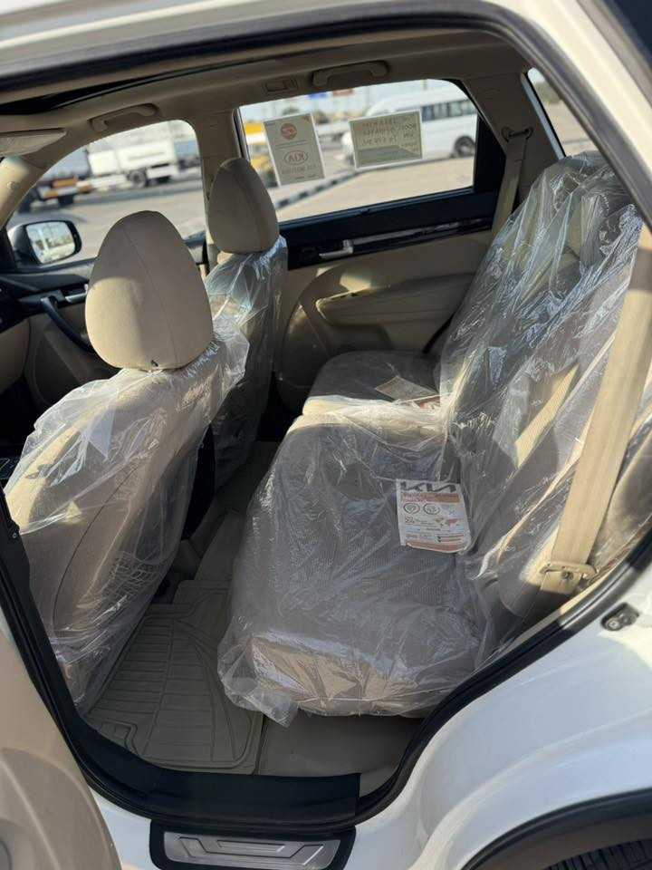 السلام عليكم
سورنتو  موديل ١٥  خليجي  ( ادوات وشرط تترقم ) 

مكفولة كفالة عامة 

محرك دوش ٢٤٠٠ 
حساس امامي خلفي 
بانوراما
٧ راكب 
معروفة مواصفاته
كير محرك كفالة 
السيارة جديدة وحلوة 
شرط مكفولة من كلشي 
 مكان السيارة (ميسان العمارة )
السعر ( ٩٥$ ) وبيه مجال بسيط 
وبالعافية ع الياخذهه

***********
