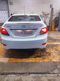 اكسنت خليجي مضلع  لون ابيض  ٢٠١٦ فول مواصفات  ماشيه ١٠٠ الف رقم انكليز...