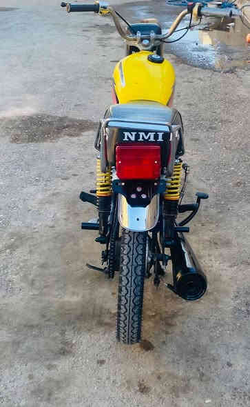 دراجه للبيع المكينه سالمه في ميسان بسعر 450 وبيها مجال
رقم *********** رقم ولتساب
