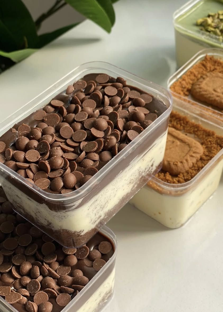 حلا بارد متوفر حالياً للطلب
بنكهات متنوعة (نوتيلا، لوتس، بستاشيوو ، اوريوو، كندر) 
سعر قطعتين بـ 5000
4 كاسات بـ 10 
وبوكس يجيكم بهذا الترتيب بـ 14 فقط💕💕
توصيل داخل بسمايا


**إذا كنت صاحب هذا الإعلان وتريد حذفه لأي سبب، رجاءا أرسل رسالة إلى الدعم الفني**