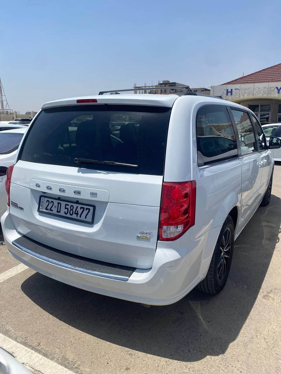 بيع او مراوس بأقل منه بالالنترا او فورتي 
دوج كرفان موديل17 فئة sxt 
بيه3قطع صبغ بدون ايرباك
بوب كهربائي 
كشن السايق كهربائي 
تبريد 3 قطع 
رقم اربيل تحويل ثاني يوم وكاله ما اسوي 
كير محرك مكفول حماوه جوه النص طبيعية 
السياره بسم والدي 
مكانه بغداد 
الاتصال *********** بغداد, العراق
