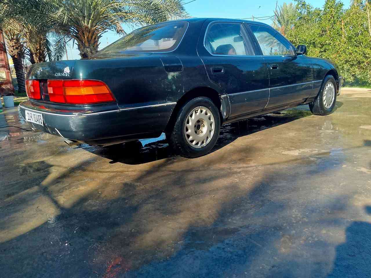 سلام عليكم تويوتا موديل ٩٠ سياره جديده كير ومكينه بطه حاويه ستوني شادهن رقم بغداد بسمي نكليزي مكفولة كفاله عامه من الضربه والفتح وصبغ المكان نجف ناحيه العباسية استفسار على الرقم ***********
