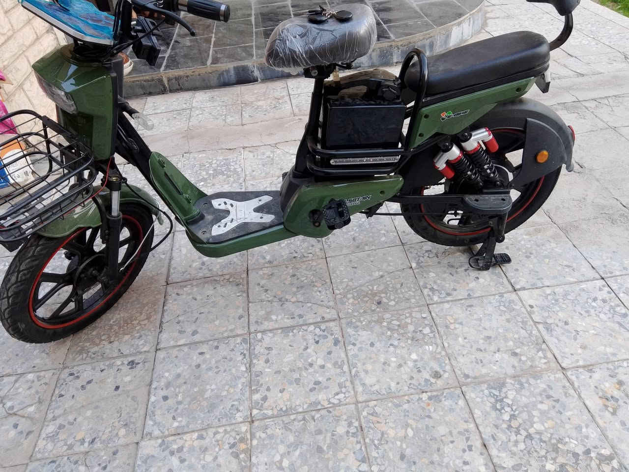 دراجه موديل 26 جديدة خمس بطاريات
***********
