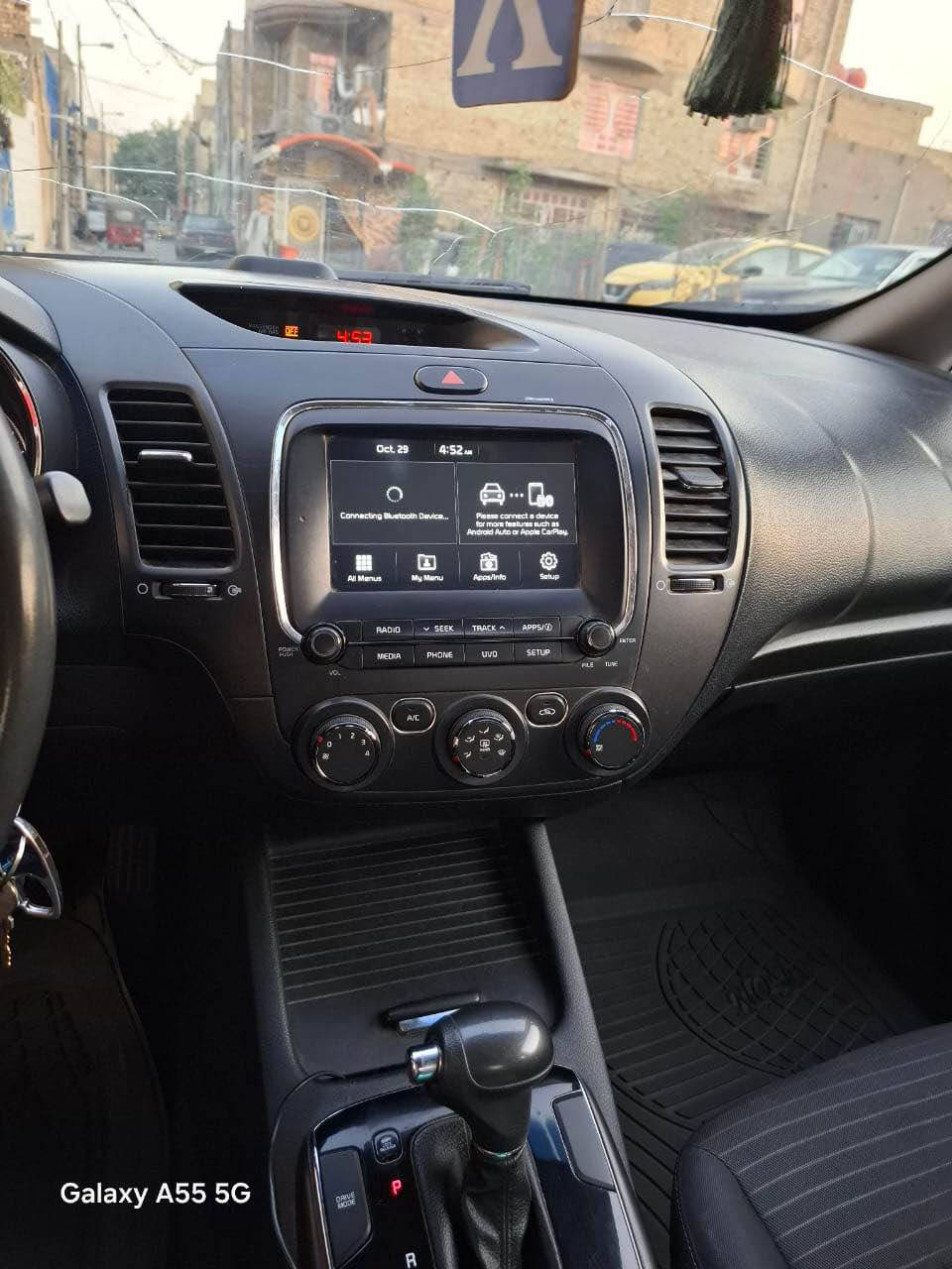 السلام عليكم فورتي مديل 2017 حادثها بنيد وجاملغ بدون ايرباك ودواخل ومحرك مفتوح السعر 110 
للاتصال. *********** بغداد, العراق
