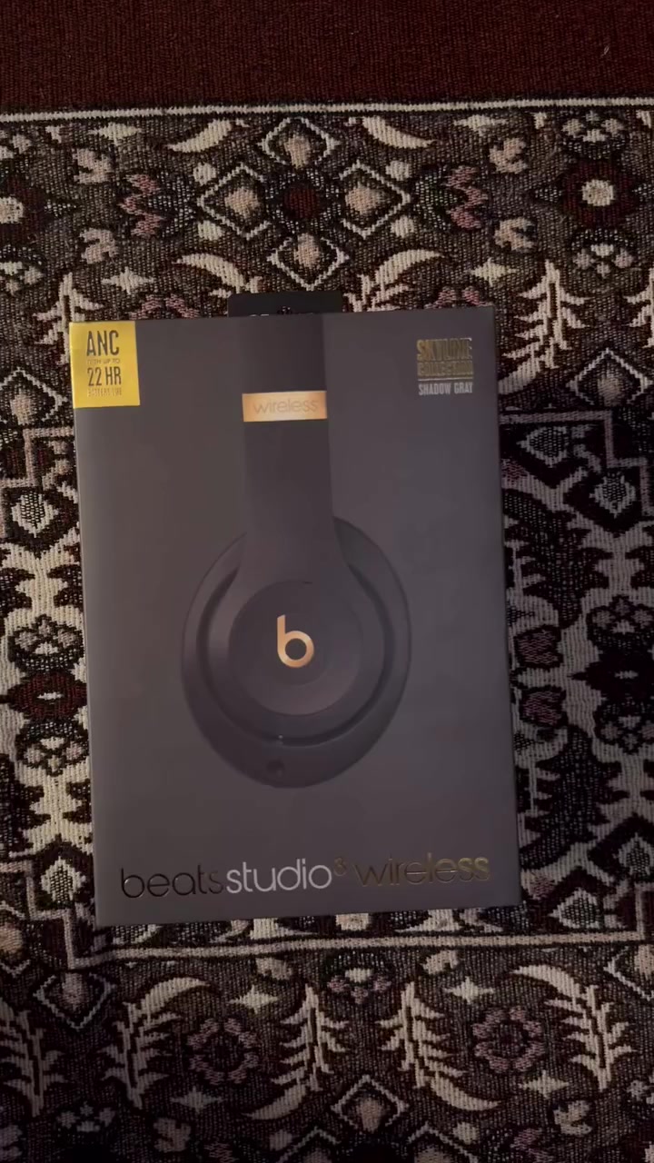 سماعة بيس اصلية اصلية اصلية جديدة بلباكيت تشك السليفون بيدك سعرهة بلموقع ١٨٩$ ابيعهة ١١٠ الف توصيل مجاني اخر ٥ قطع للتواصل ماسنجر او واتس اب ***********
