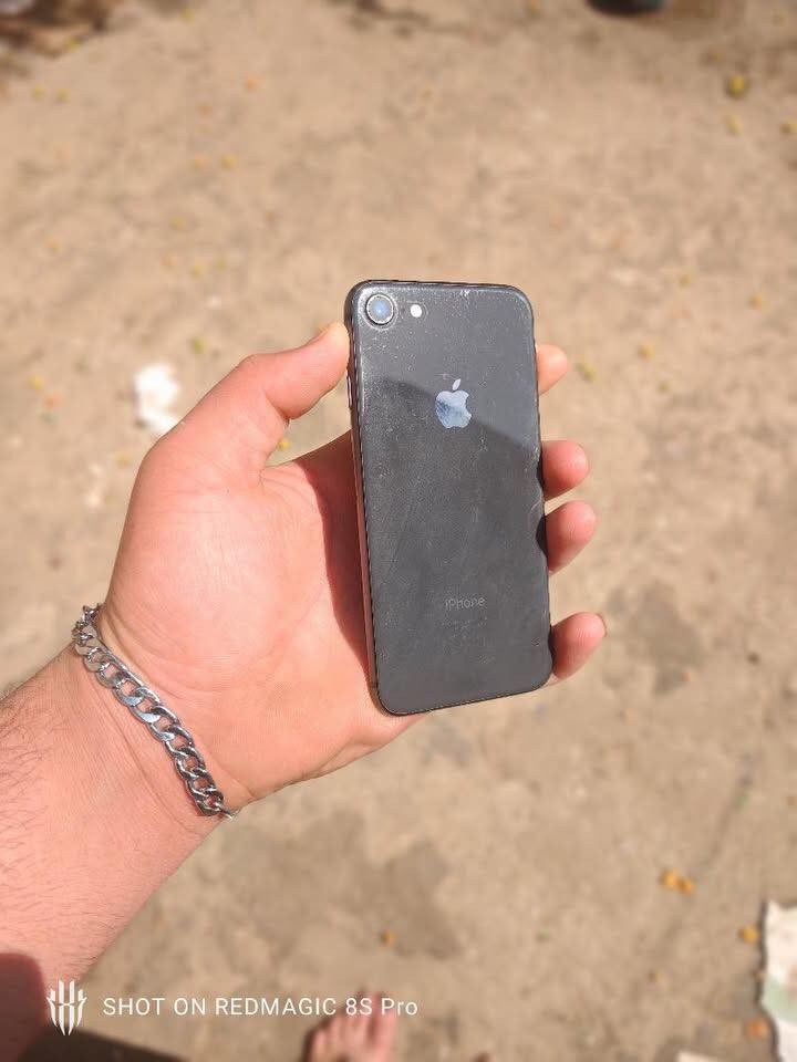 السلام عليكم ايفون ايت وتر بروف ميعبر هوه ذاكره 64 بطاريه 79 الجهاز فقط مفتوح تخطي سيم شغال كله شغال بس من فتحته تحطي وكف الفلاش ول كامره الخلفيه بس سيم شغال وكله شغال جهاز شخط ممشخوط مراوس فقط مكاني بغداد الحسينيه


**إذا كنت صاحب هذا الإعلان وتريد حذفه لأي سبب، رجاءا أرسل رسالة إلى الدعم الفني**