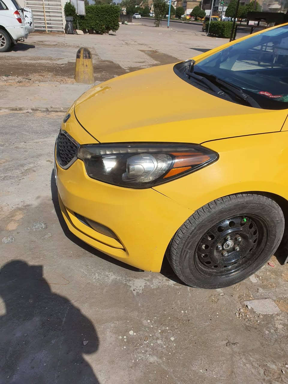 عارضه 92 $ وبيه مجال
مكاني مدينه لصدر قطاع 19

للإستفسار  .... ***********
سلام عليكم سيارة فورتي وارد امريكي مديل 14 مكفوله شواصي ولغود وبجم وصندوك مكفوله الله يشهد  جاهزه من كلشي مال جناي ياخذه ويترحملي
