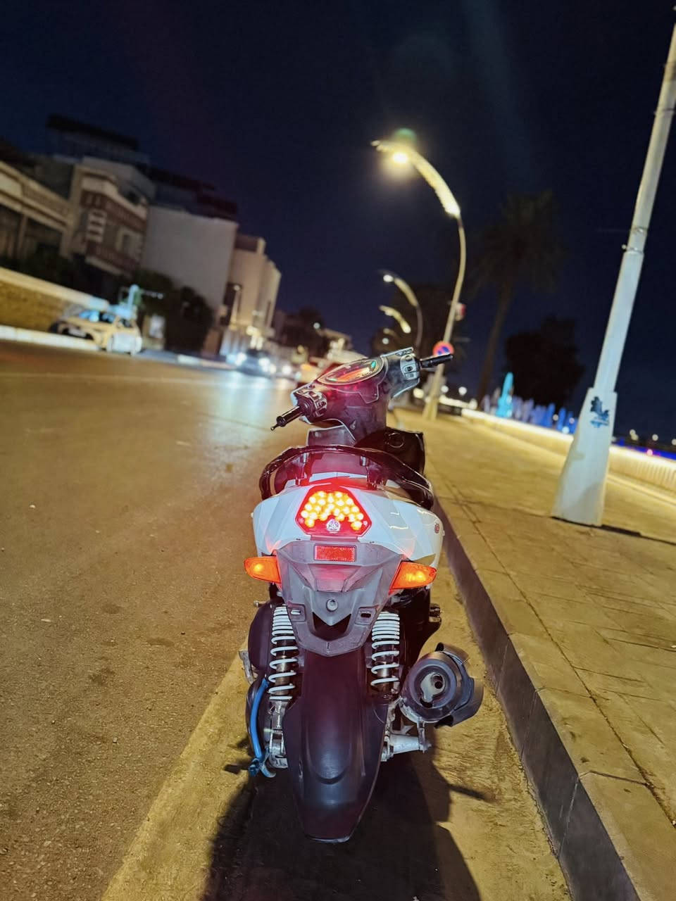 مراوس بسكنس جبلي شعندك نزل ***********
