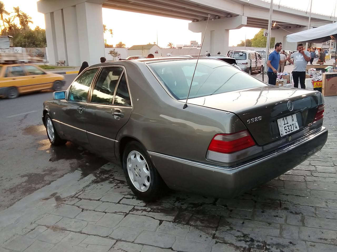 للبيع شبح موديل ٩٤ محرك خراطيم جديد رقم بغداد نكليزي تحويل نفس الساعه تبريد ثلج غرفه جلد جديده لوك حداديه امامي خلفي جديده تخم تاير جديد وسياره كلشي شغال بيها بدون نقص بدون حادث صبغ حزام جماليه اثر شخوط بدون معجون بيع ومراوس سعر ٩٦ ورقه مكان سياره بغداد العبيدي ستفسار ***********
