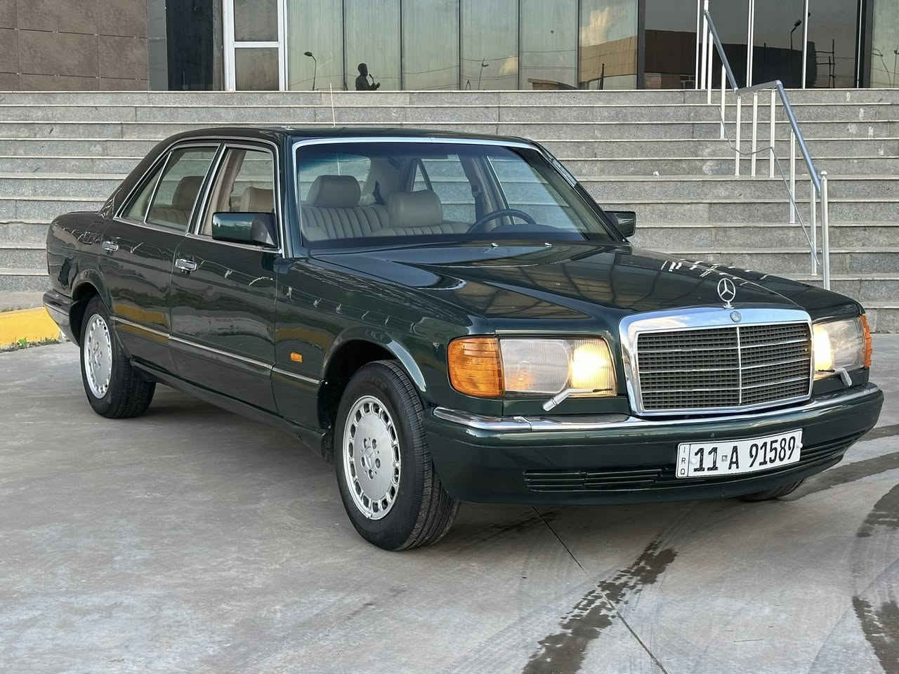 مارسيدس رئاسي باب قصير موديل89 كير و محرك بطه رقم بغداد مشروع وطني سنويه جديد لحد2029بسمي صبغ عام للجمالي بدون ضرر بدون خياس تبريد دواخله ملكي جديد بلادي سعر73$شويه بي مجال***********/*********** مكان سياره كركوك
