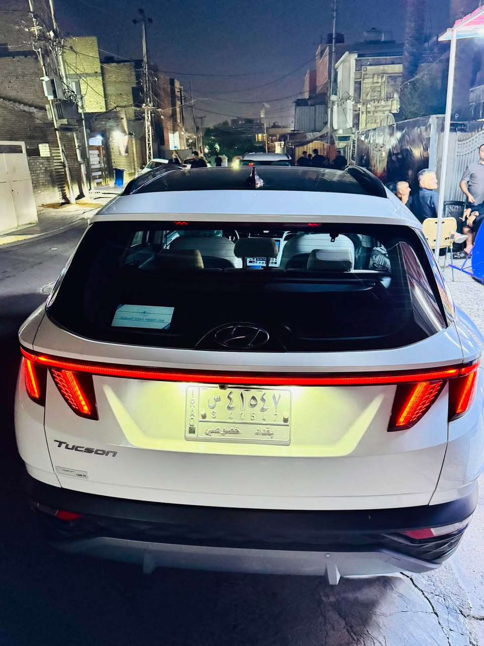 سلام عليكم
توسان مديل 2023 خليجي مكفوله 
***********
سعر 188$بيه مجال
بنيد موضح كدامك
ماشيه 27الف 
فول مواصفات 
بغداد شارع فلسطين
