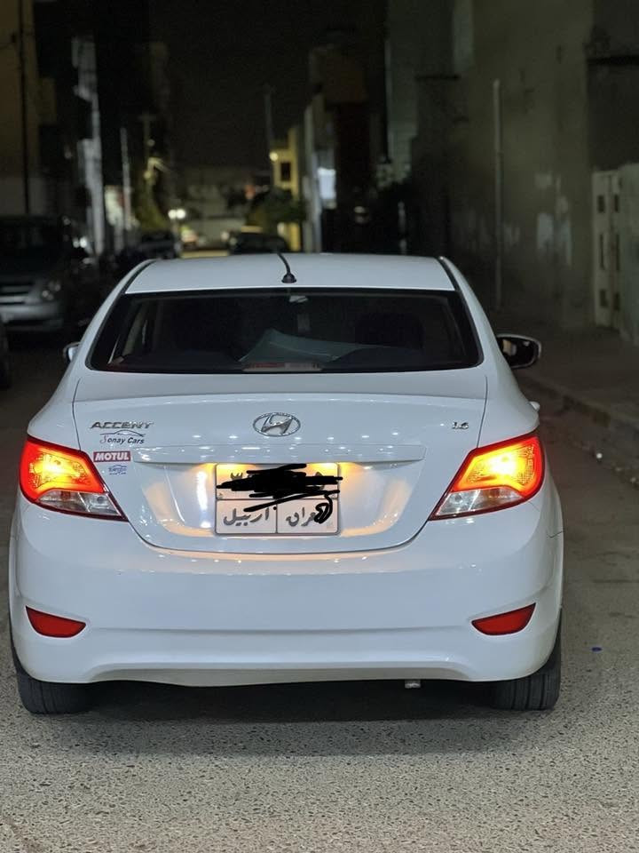 سلام عليكم
🚗 للبيع هيونداي أكسنت 2016 فل مواصفات 🚗

✅ موديل 2016
✅ محرك 1.6 اقتصادي وقوي
✅ جير أوتوماتيك
✅ الممشى: 101,673 كم
✅ سقف بانوراما
✅ لايت زينون
✅ بك لايت شمعه 
✅ تجوه 
✅ ويل كروم أسود
✅ شاشة تاب
✅ كاميرا خلفية
✅ تحكم بالدركسون
✅ بلوتوث وUSB وAUX
✅ مرايا الجوانب كهربائية
✅ شبابيك كهربائي
✅ القفل المركزي
 ✅ شرط التحويل ثاني يوم 
✅ مكيف ممتاز
✅ السيارة نظيفة جدًا وجاهزة للاستخدام

مكان السياره كركوك  

🛠️ ملاحظة: السيارة حادثها ٣ قطع 

💰 السعر: 112 قابل للتفاوض البسيط.

📞 للتواصل: *********** اي استفسار كتبو بتعليقات او اتصلو
