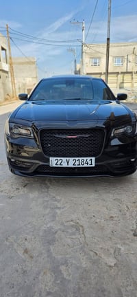 كرايسلر 300s • ٢٠٢٣ • وارد كندي