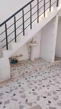 قرب مدرسة علي شاهين • ١٠٠م • مطبخ مفتوح