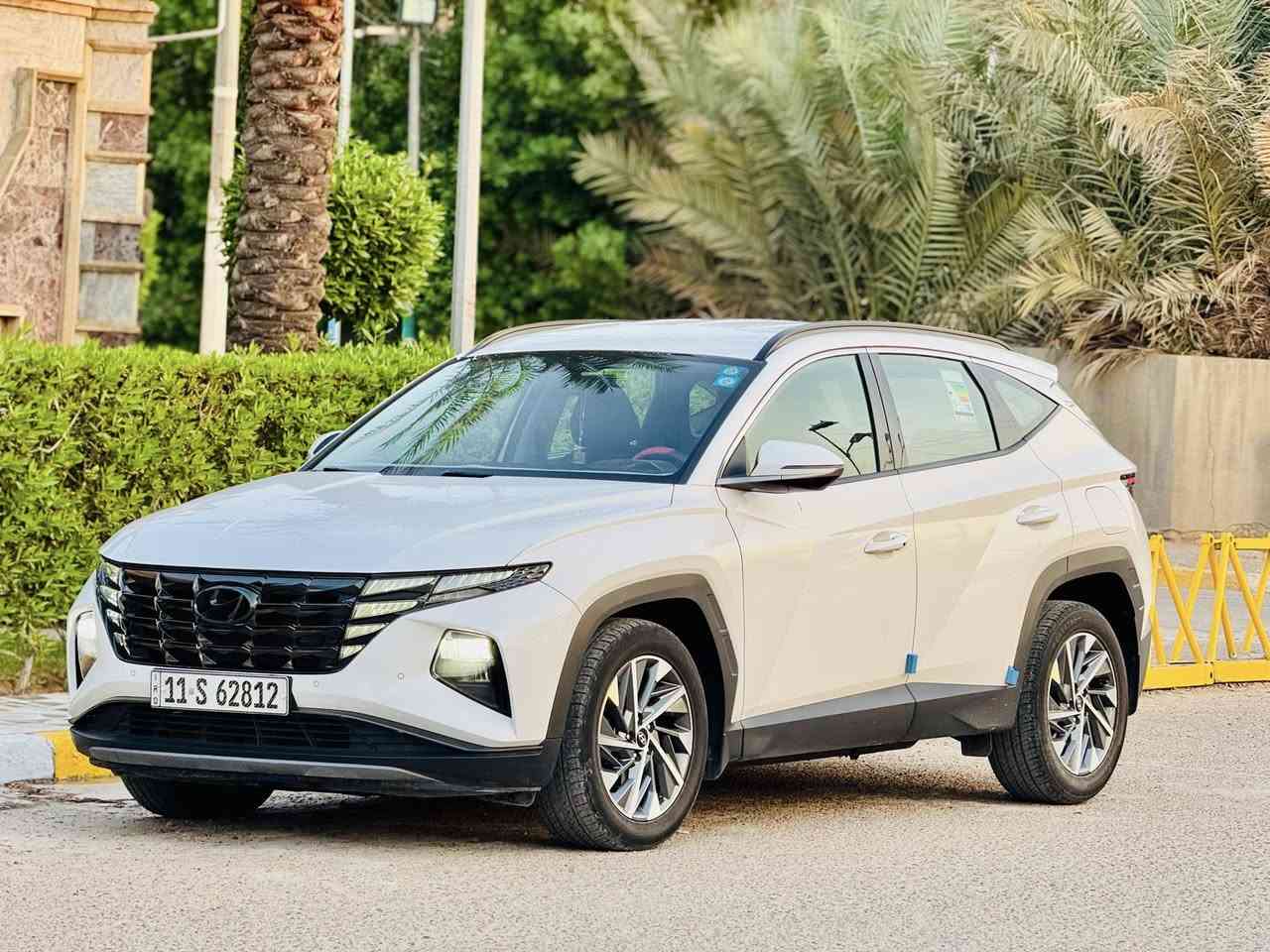 سلام عليكم
هيونداي توسان 2023 خليجي  ب اسمي شخصيآ 

السعر : 190 $ وبيه مجااال 

اتصال : ***********

سياره مكفوله كفاله عامه من صبغ وتبديل  فقط بارد بصيط كفاله من لا كير ومحرك ؟ سونر مرفوق

 فول مواصفات عدى البانوراما
‏
‏حجم المحرك 2000
‏
‏شاشه دجتل
‏تشغيل بصمة 
‏تشغيل عن بعد
‏AIRBAG عدد 2
‏سايد بريك دگمة   
‏بك لايت LED
‏كروس سرعه
‏
‏مقاعد امامية كهرباء 
‏بردات ابواب خلفية 
‏حساسات امامية 
‏حساسات خلفية 
‏حساس كشنات
‏تحكم مقود كامل
‏بصمات عدد 2 
‏انارة ترحيب

‏نقطة نزول منحدرات
‏نظام مانع تزحلق  ‏ABS
‏شاحن موبايل واير ليس  

‏مخرج AUX
‏مخرج USB
‏BIuetooth
‏مخرج منفذ الطاقة عدد 2    
‏درايف مود
‏(Normail - eco- sport t) 
‏كفاله عامه من جميع النواحي 

بغداد حي اور
