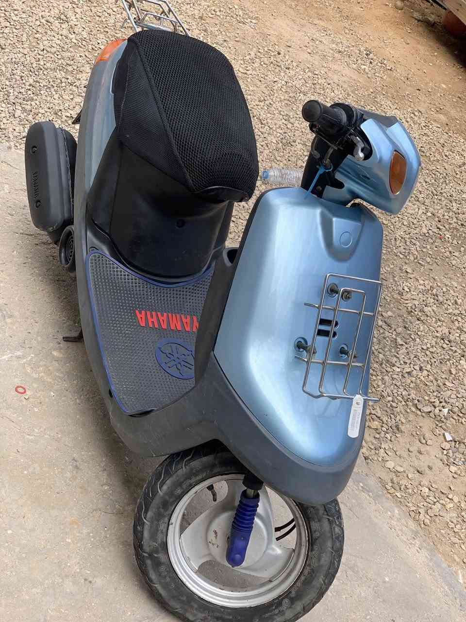 سلام عليكم دراجه بطه موديل 2000نضيفه موضحه بصوره شلعه فول صوت كير ماكو مكينه ناعمه كهربائيات كله شغاله  كيجاته شغاله نكره سلف سعر ٣٧٥ وبيه مجال رقم ***********
