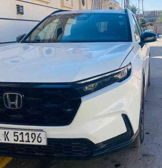 السلام عليكم 
عشاق الياباني.
للبيع 
هوندا  C-R-V.
موديل. 2024
_سبورت ..هايبرد+بانزين.. كشن كهرباء .. فتحه .. بصمه .. رادارات مواصفات السبورت معروفه
محرك 2.0 هايبرد 
فئة SPORT
مواصفات
فتحة
بصمة
كشن كهرباء
زنون 
شاشة 
وبيها هواية مواصفات 
ماشية. 19 كم
رقم بغداد مشروع وطني باسمي تحويل مباشر. 
حادثه موضح بالسونار صور السونار مرفقه
السعر. 21..$.وبيه مجال
مكان السياره فلوجه. 
***********
***********
***********
