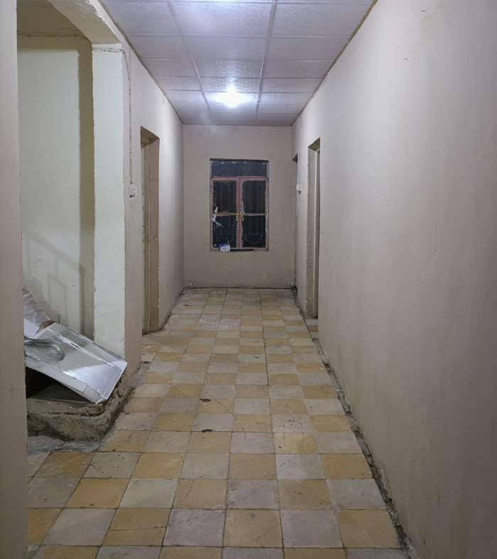 🏛️للايجار بيت طابقين 🏛️
في الجنينه قرب شارع التجاري 
طابقين 5غرف ستقبال مطبخ صحيات كراج يسع سيارتين2

سعر لايجار 750 
***********
