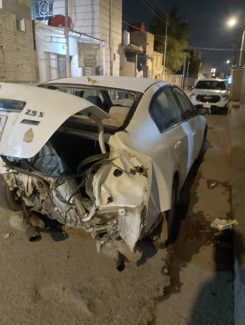 نيسان التيما مديل 2011 خليجي الرقم بصره مشروع وطني بسمي بيه حادث جنطه ابيعها على وضعيته السعر 40 ورقه بيه مجال قليل رقم الهاتف ***********
