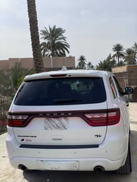 دورانجو R/TMax • V8 5.7 • جلد احمر