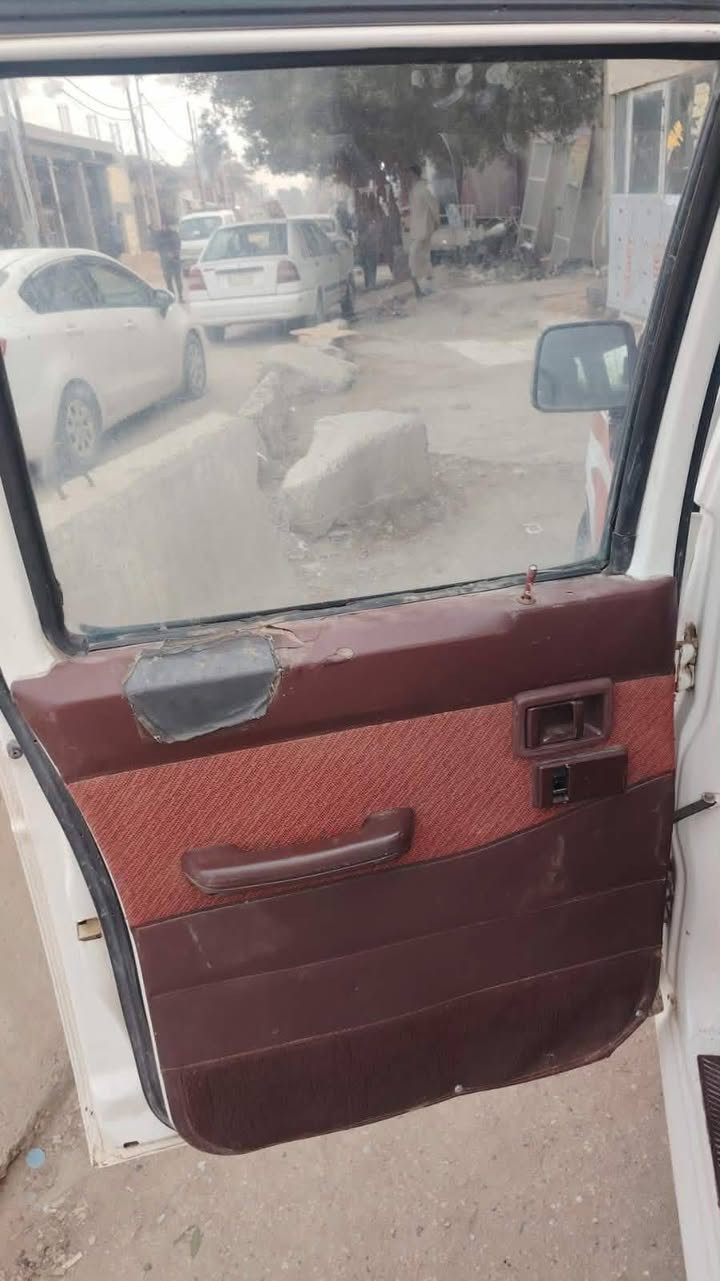 للبيع بيكم نيسان ٩٤ مكفول كفاله عامه من كير محرك مامفتوح بلادي تبريد تدفا  اخياس ماكو وين ماتريد ترايك من البصره الي بغداد  السعر ٥٥ وبيها مجال قليل *********** المكان السماوه
